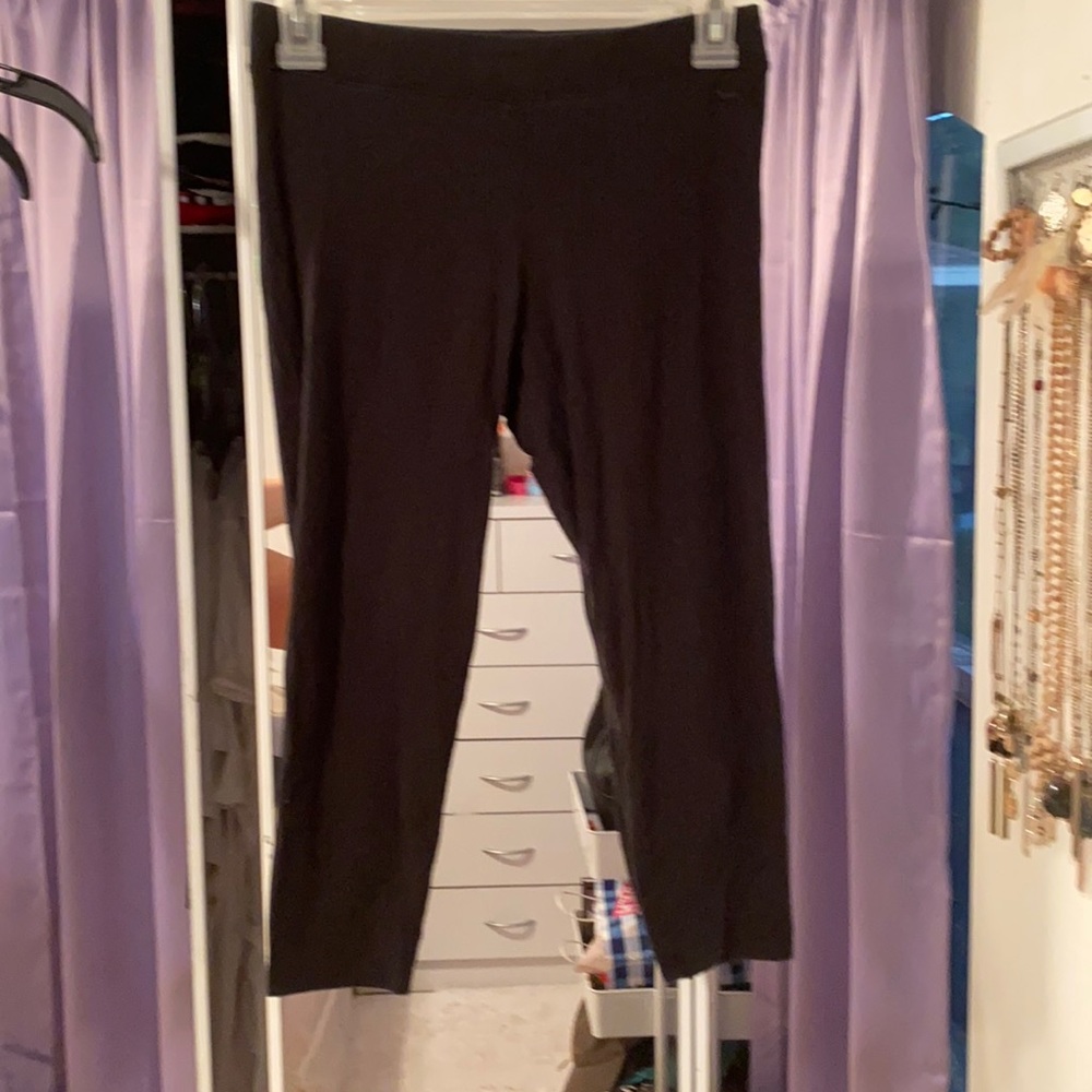 EUC. P!nk Capri leggings